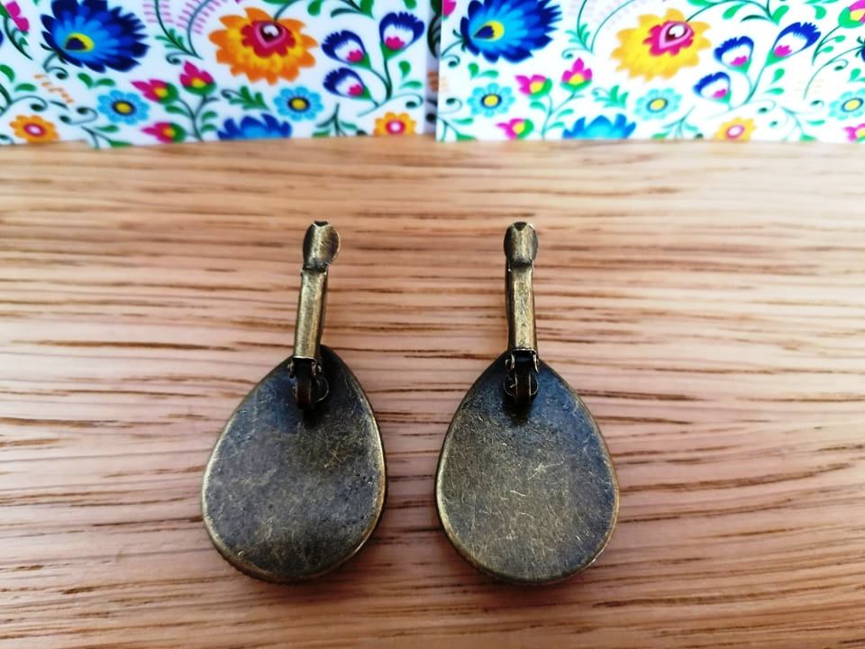 Náušnice v tvare slzičiek - medené - zajace