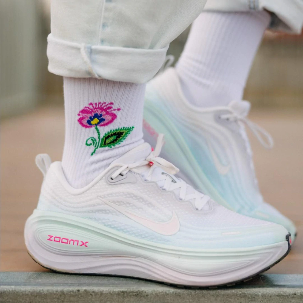 Ponožky s ľudovým motívom 36-40 - biele, ružový kvet