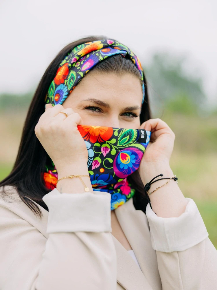 Multifunkčný folklórny nákrčník - čierny