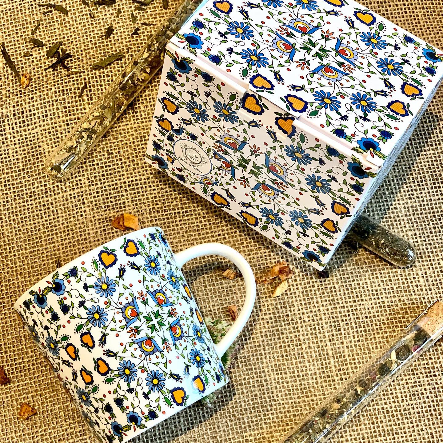 Hrnček Jumbo 450ml - modré kvety