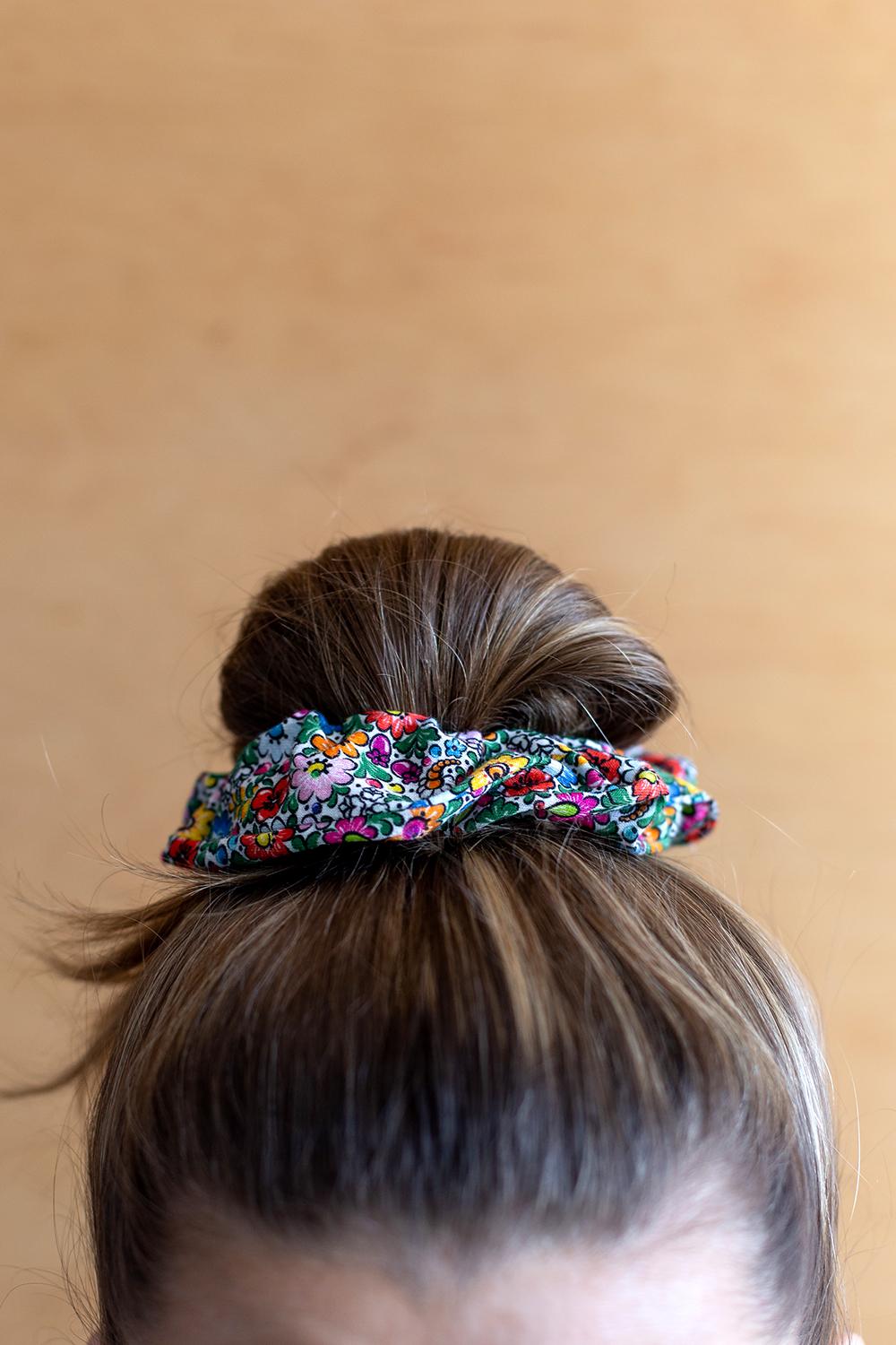 Gumička do vlasov - kvetinová