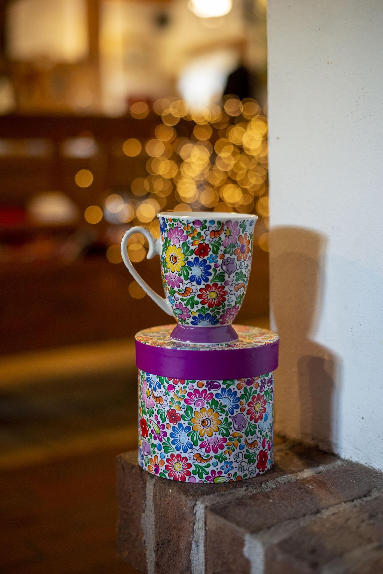 Hrnček vo valcovej darčekovej krabičke 280ml - kvetovaný