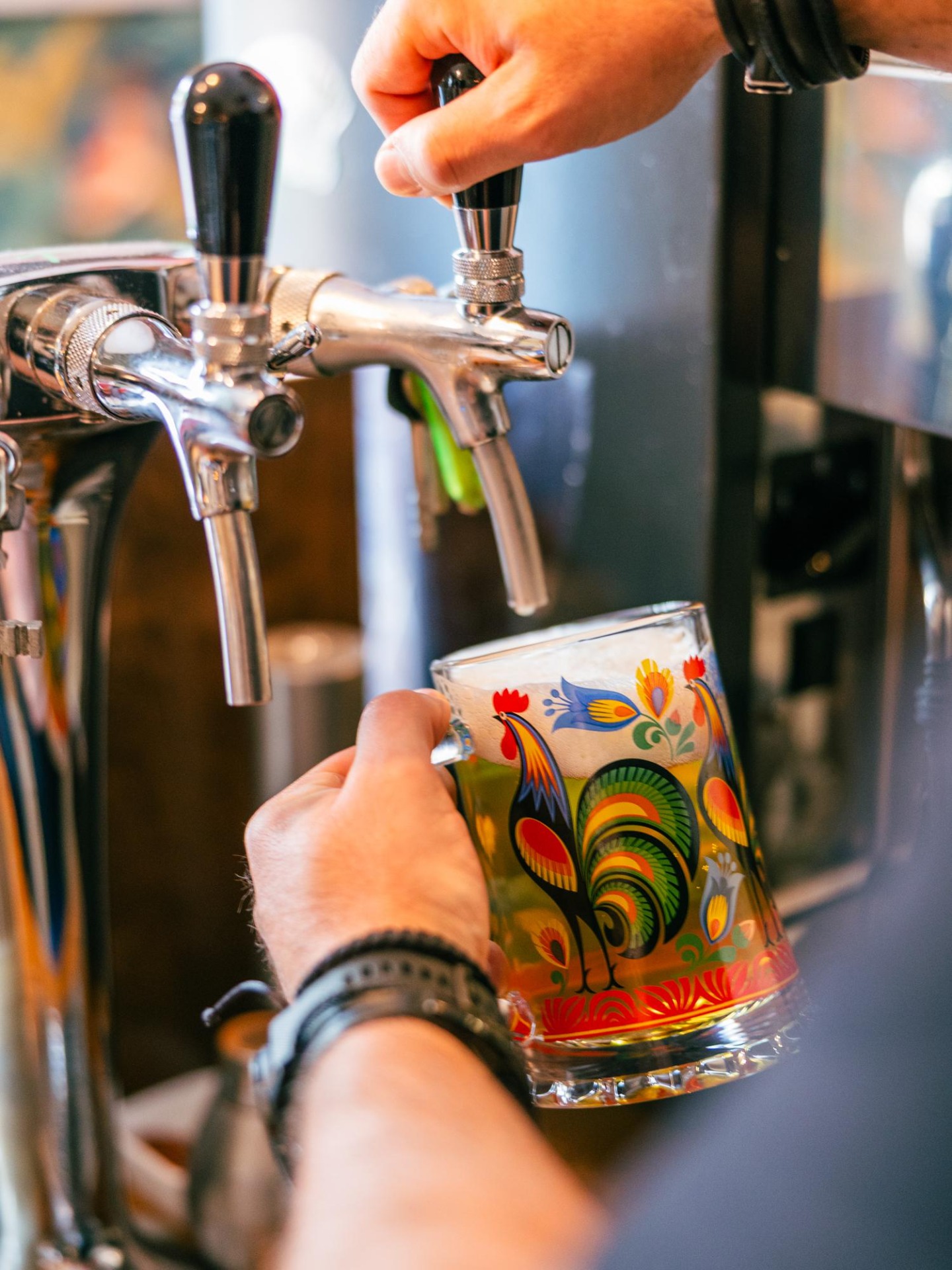 Krígeľ na pivo 510ml- kohúty