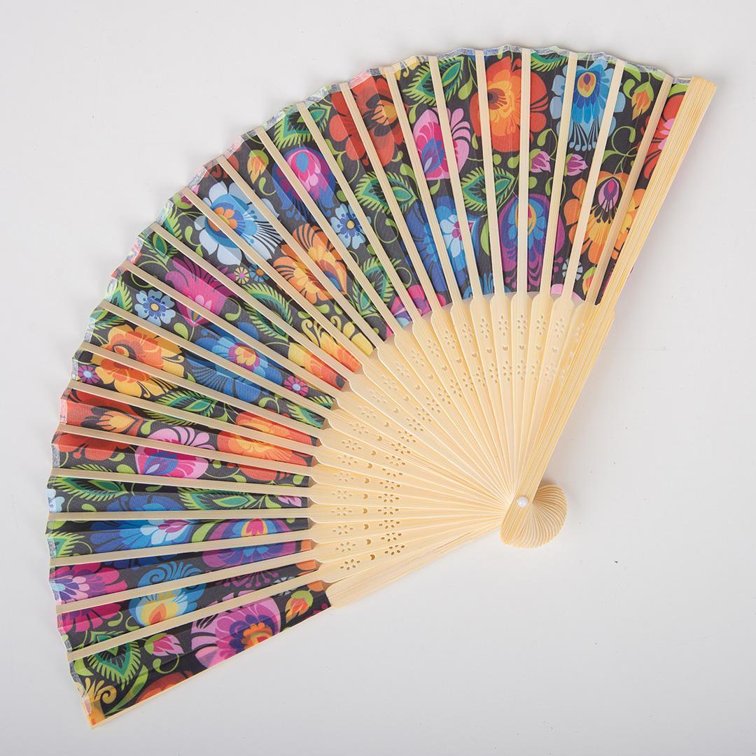 Vejár s ľudovým motívom- čierny