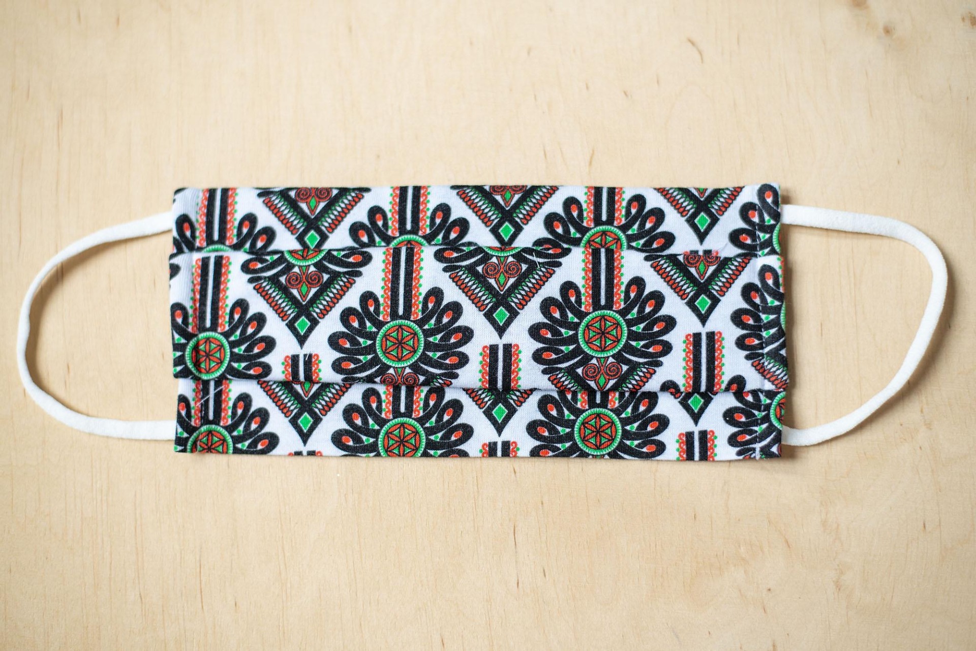 Ochranné rúško s ľudovým motívom - goral