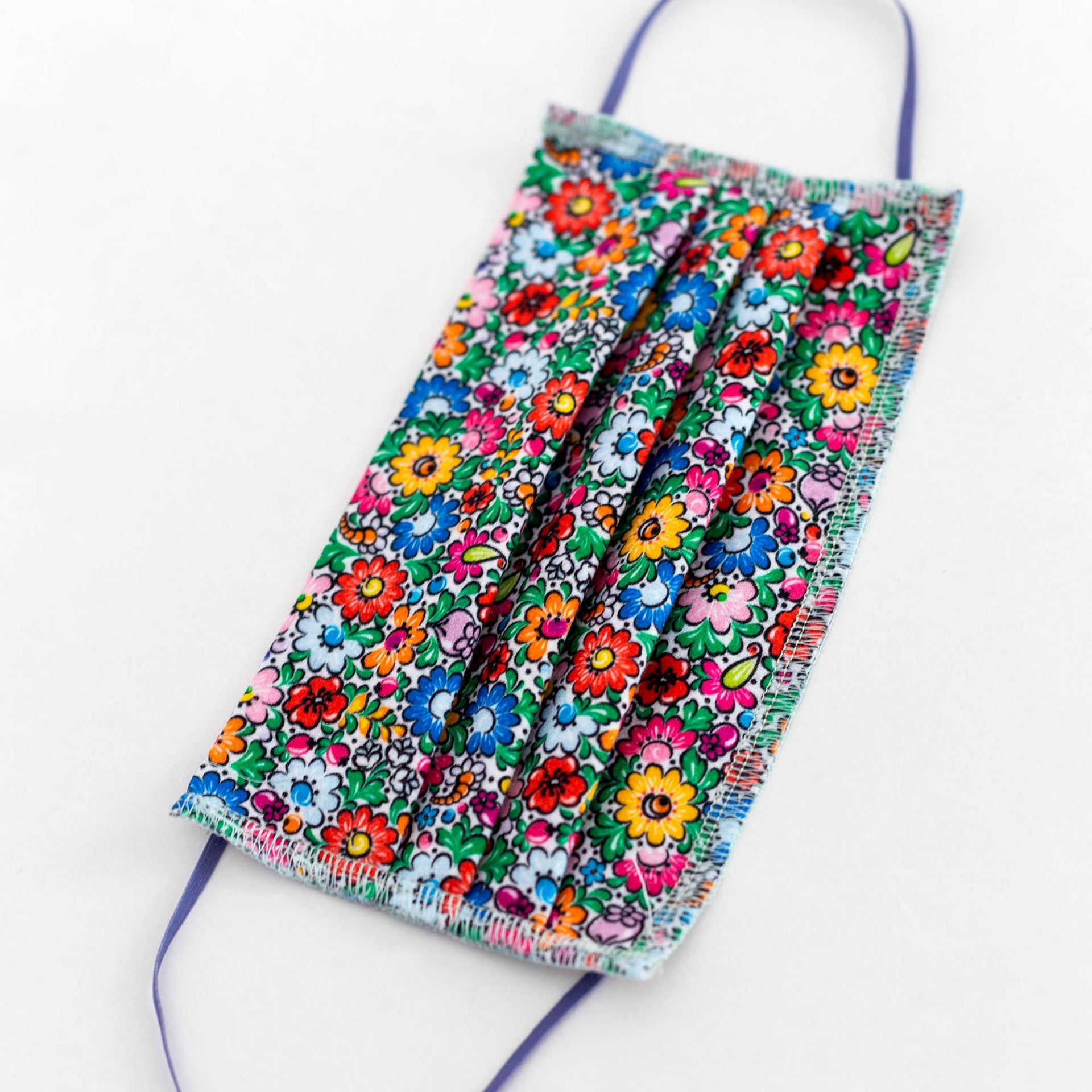 Ochranné rúško s ľudovým motívom - kvetované