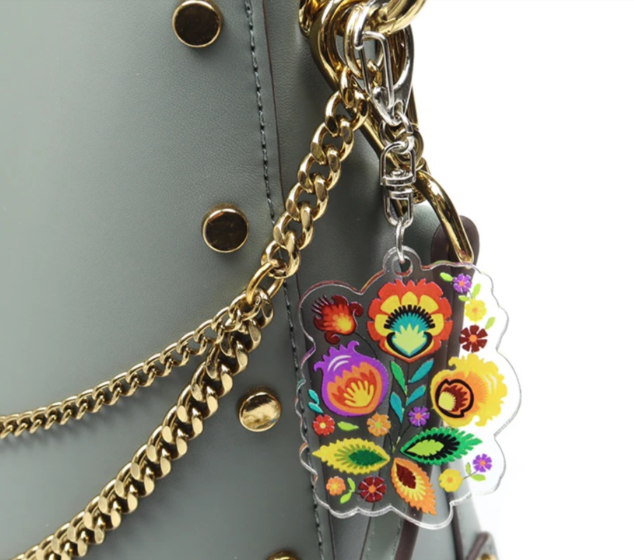 Akrylová kľúčenka - priehľadná kytica