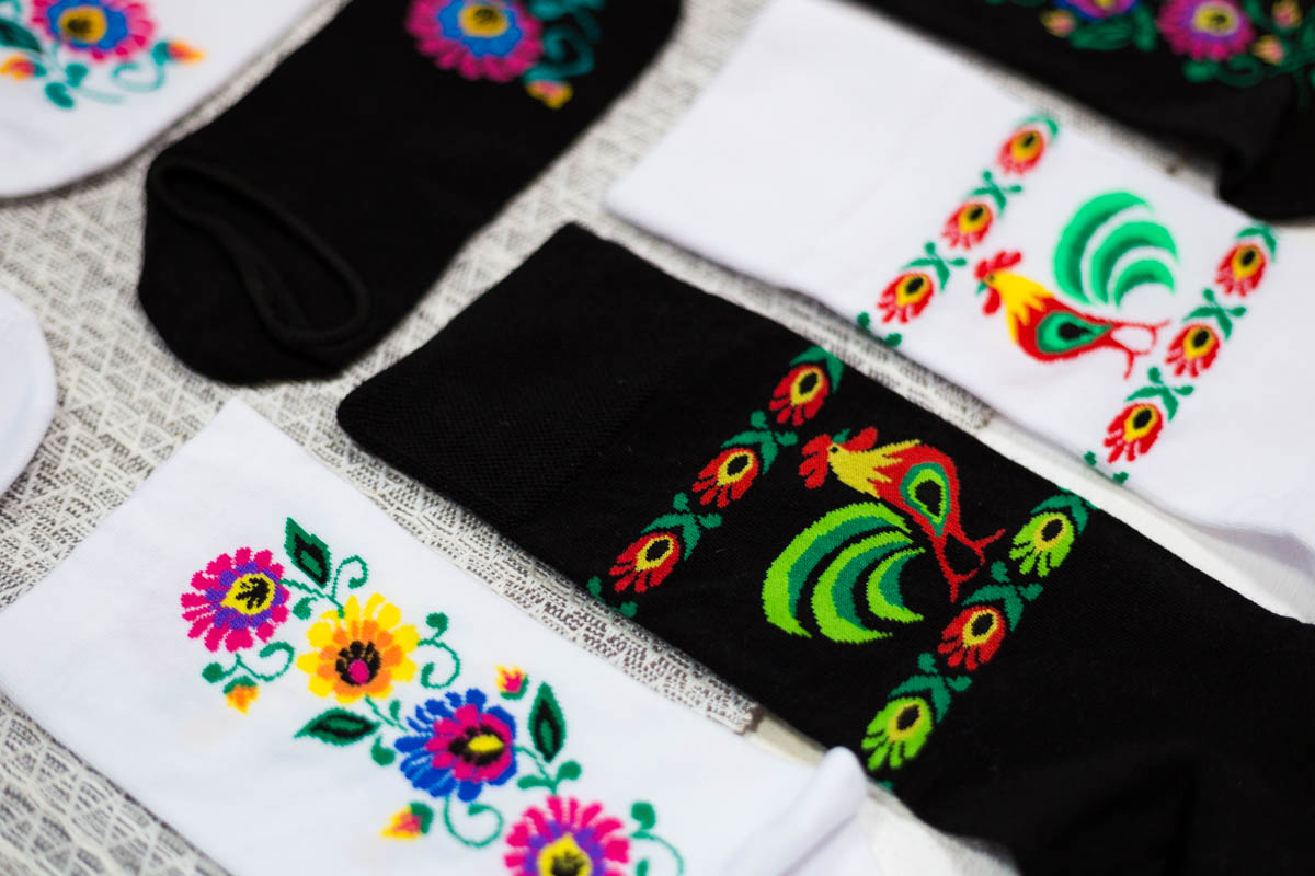 Pánske ponožky s ľudovým motívom 44-46 - kohúty 16126