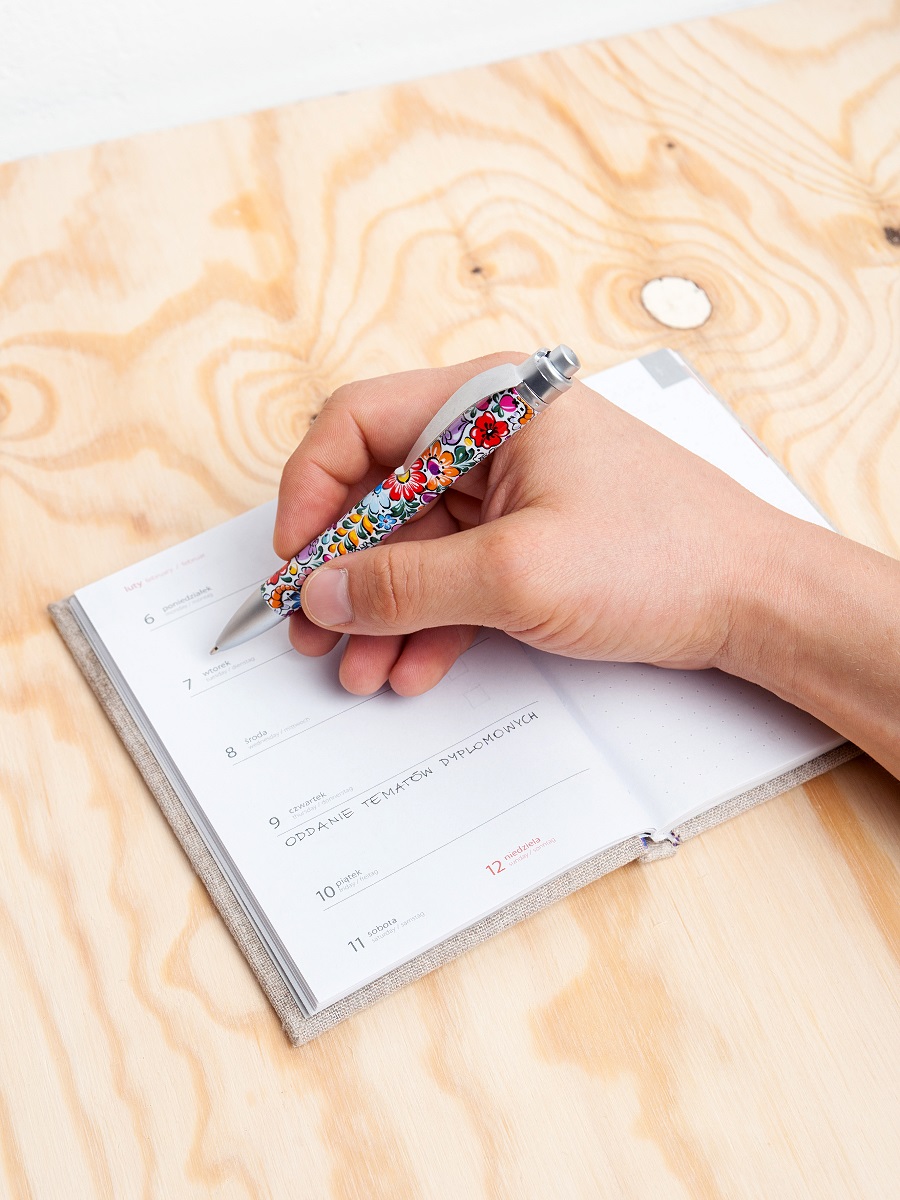 Guličkové pero plastové kvetované 15099